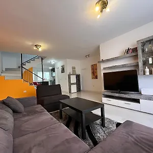 https://casa-la-laguna.tenerifehoteles.net